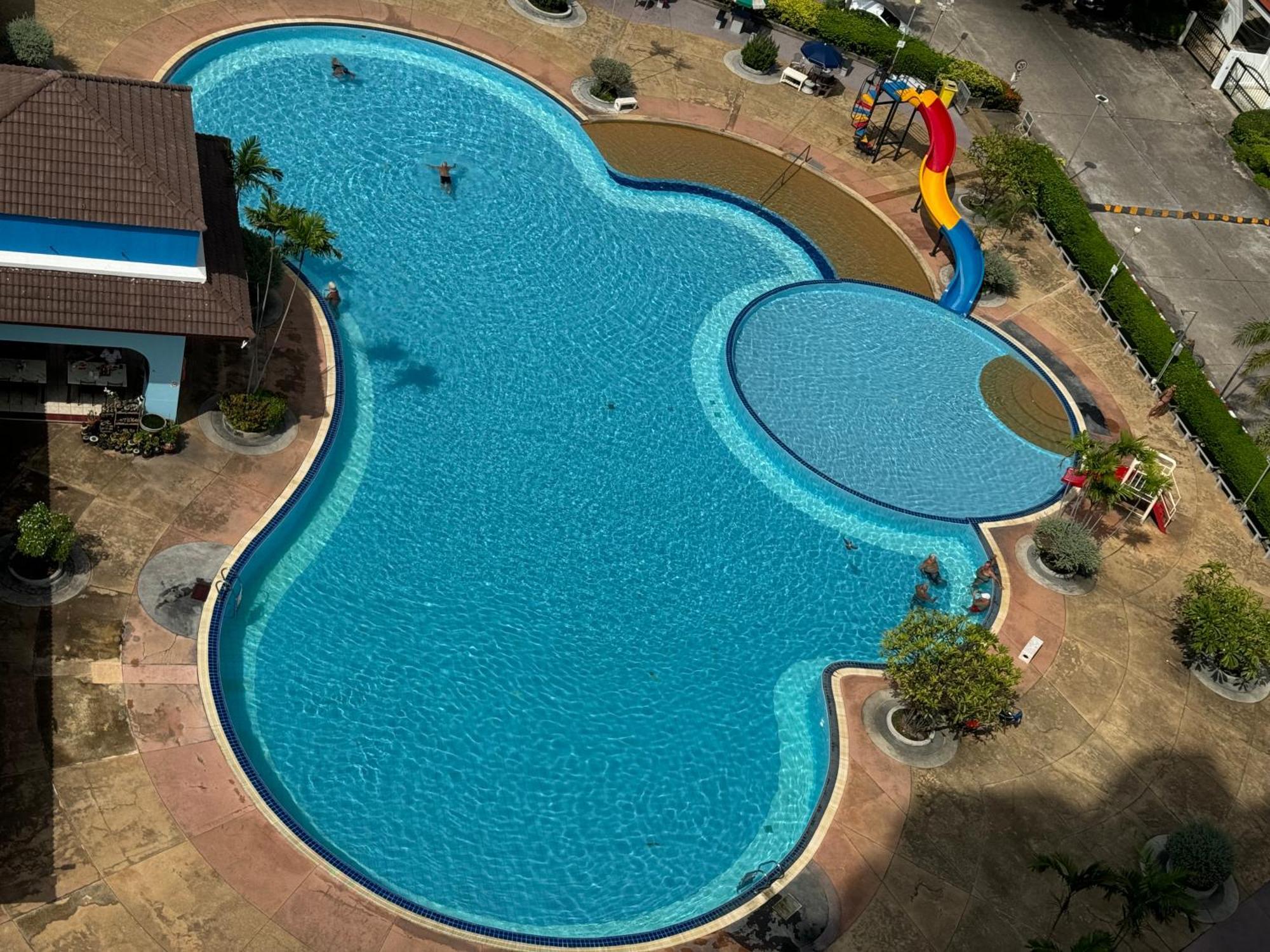 Mina 美景公寓酒店 Pattaya Eksteriør billede